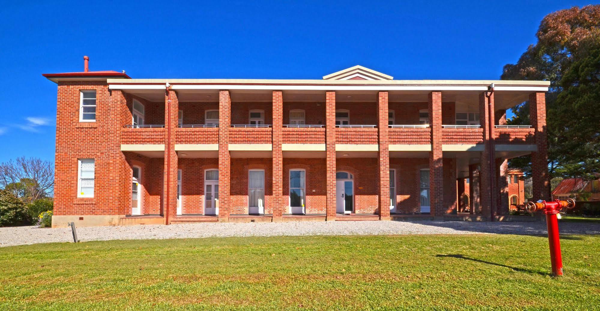 The Hallows Accommodation Μπάθερστ Εξωτερικό φωτογραφία